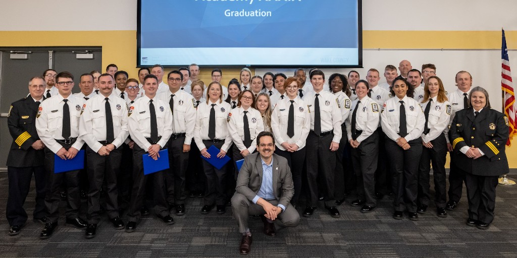 Congrats to @WakeCountyEMS Academy 39! These FORTY new EMTs, AEMTs & paramedics are ALREADY out providing life-saving services in our community! 🚑 Join this awesome crew for a rewarding career in emergency medical services! wake.gov/EMS