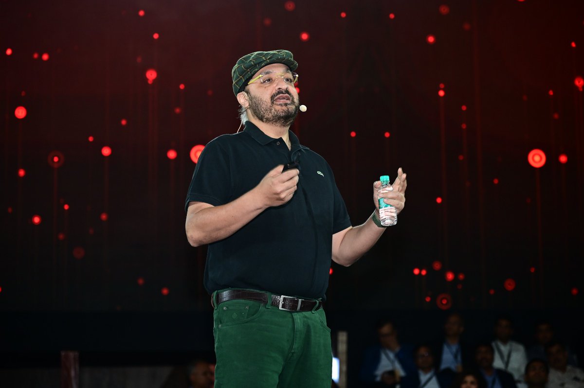 PwC_IN's tweet photo. The author of The Tech Whisperer, Jaspreet Bindra, kicked off the PwC India Tax Symposium 2023 by sharing his insights on #AI.

At the pace that AI is evolving, AI will not replace people, but people using AI certainly will.

#TaxSymposium23 #ReshapingBusinesses https://t.co/3dI905QWTc