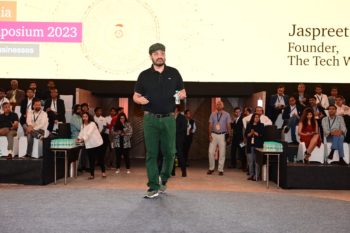 PwC_IN's tweet photo. The author of The Tech Whisperer, Jaspreet Bindra, kicked off the PwC India Tax Symposium 2023 by sharing his insights on #AI.

At the pace that AI is evolving, AI will not replace people, but people using AI certainly will.

#TaxSymposium23 #ReshapingBusinesses https://t.co/3dI905QWTc