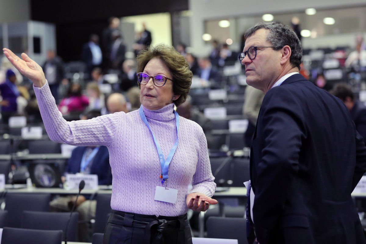 IISD_ENB's tweet photo. With the #IPCC58's scheduled end fast approaching, delegates agreed to work until 2am on Thursday to reach an agreement on the high-profile Summary for Policymakers of the synthesis of the Sixth Assessment Report #AR6 #IPCC
Read ➡️ https://t.co/zx3MD4e2A9 https://t.co/p8TFxNBOzY