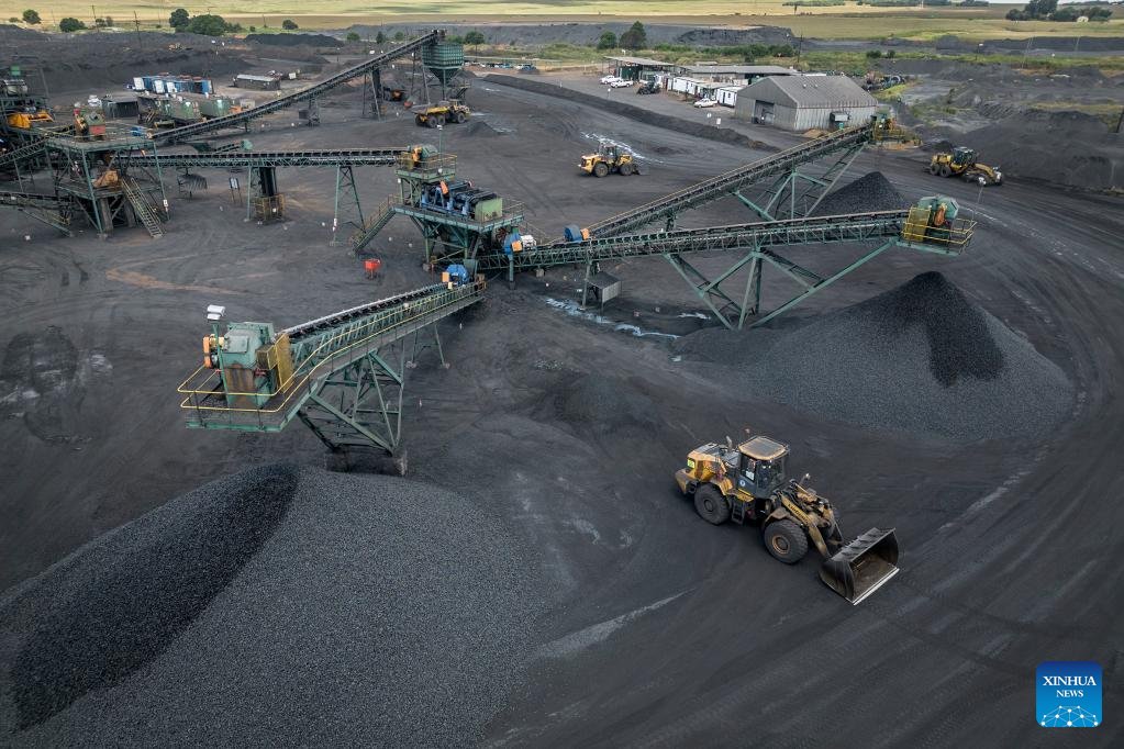 chinafrica1's tweet image. South Africa's Jan. mining production down by 1.9 pct: data english.news.cn/20230315/393c8… 
#SAmining