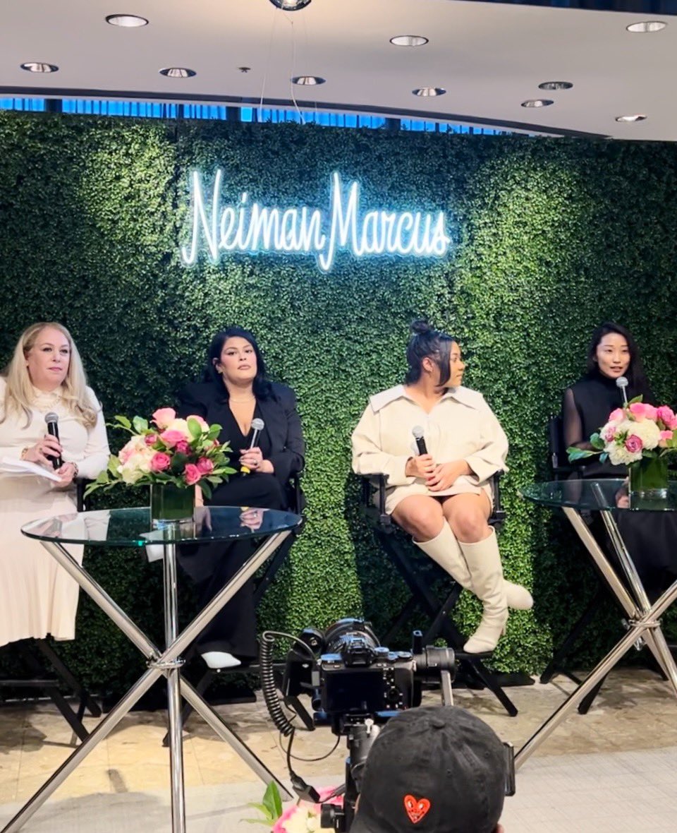 Kristine🐼 tweet media