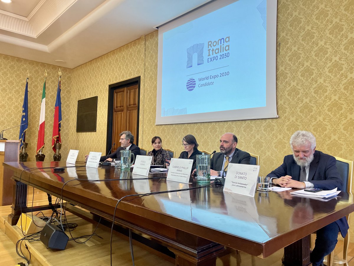 Expo2030Roma's tweet photo. 🇮🇹 Il Comitato Promotore di #Expo2030Roma ringrazia tutti i rappresentanti delle comunità di Ecuador, El Salvador, Perù e Repubblica Dominicana in Italia presenti ieri all'evento di presentazione della candidatura di Roma per il grandissimo entusiasmo e sostegno dimostrato! https://t.co/vq1zAfish4