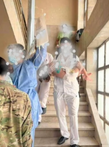 matiasgazcon's tweet photo. Por primera vez desde su inauguración el 27 de mayo de 1939, el Hospital Militar Central quedó inoperativo. Y los médicos tuvieron que evacuar a los pacientes a cuestas. El kirchnerismo se supera todos los días. https://t.co/zTGchewQsX
