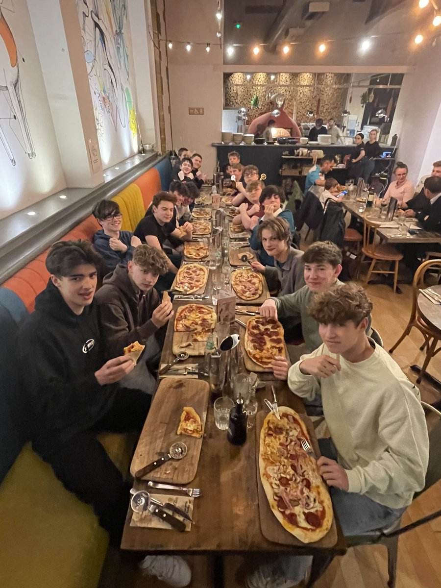 Crosse House Prefects and Fifth night out! These amazing ‘boys in blue’ have overcome a lot and come so far since those early Covid years and really deserved a 🍕 🍕 supper at Zizzi’s to mark the occasion before exams start. 💙🍕🤍🍕💙<a href="/ArdinglyCollege/">Ardingly College</a> #houselife