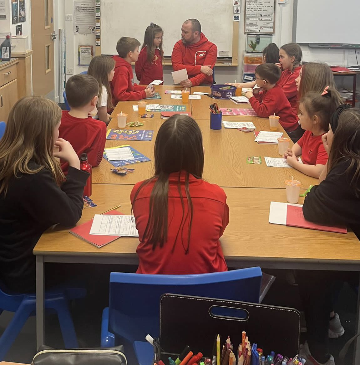 keltyps's tweet photo. ⭐️ Proudly presenting our Mathematicians of the Month ⭐️
So many strategies and creative approaches to number discussed.
A tea party fit for a group of number strategists 💭 ✖️➗➖➕ 💭
#CongratulationsAll https://t.co/kSU6P1j8P0