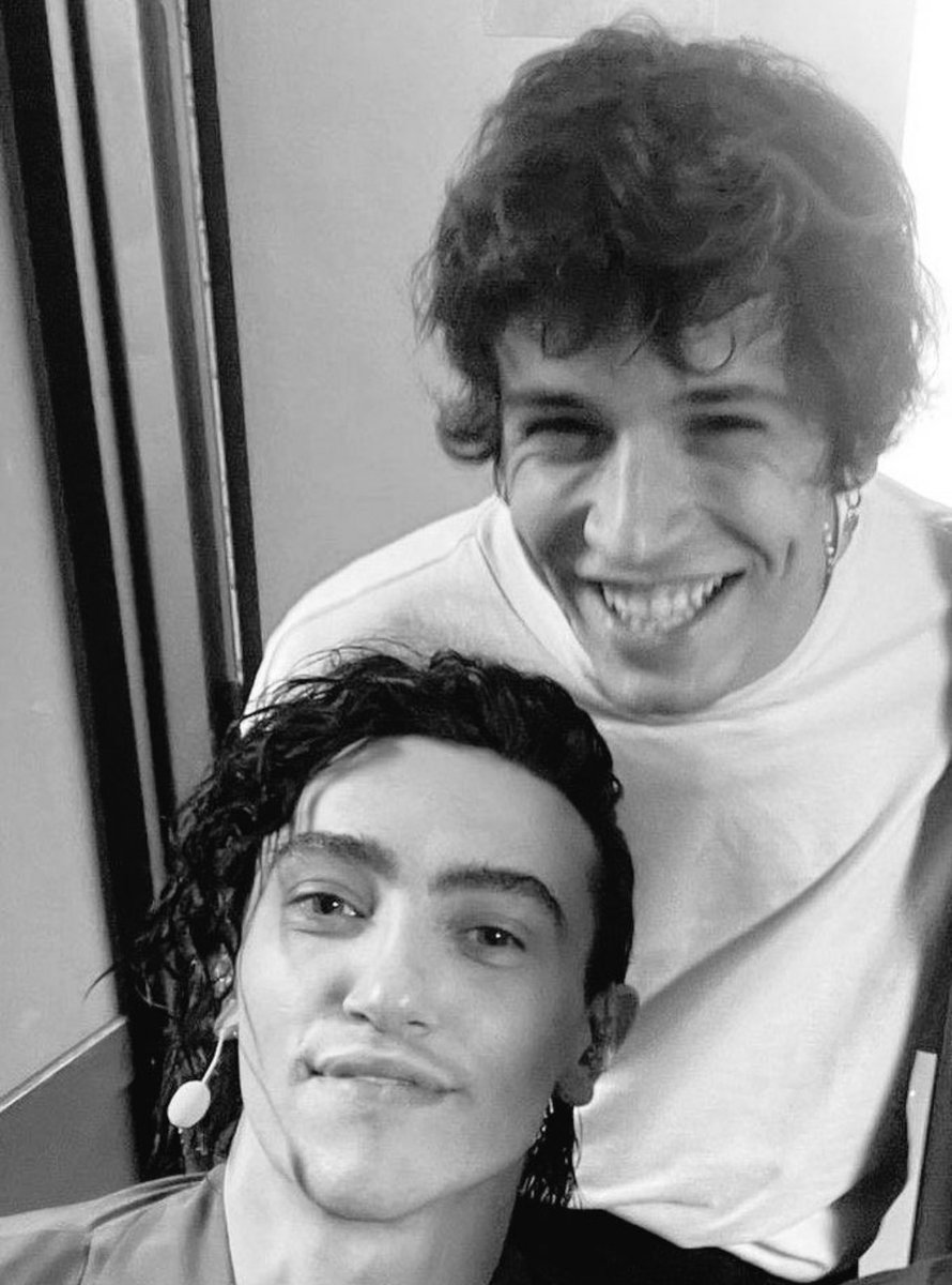 “Michele Bravi ha gusti particolari e raffinati”

#amici22