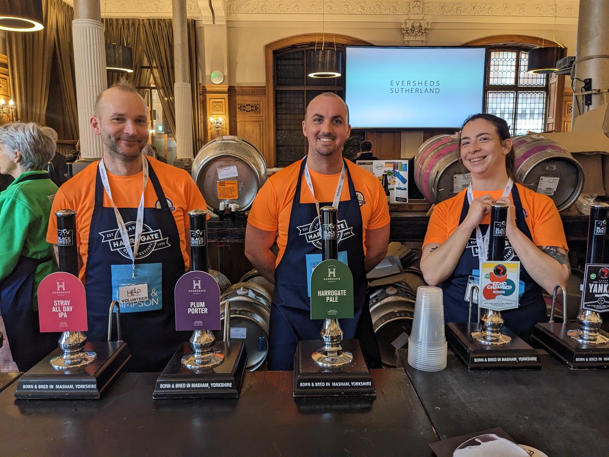 What a busy week we've had helping out all over #Harrogate! 

We spent an afternoon pulling pints at the Harrogate Beer Festival on behalf of @HELP_Harrogate.

Weds we headed over to @harrogatecollege to clear ivy & built paths for their Garden of Sanctuary 🍃