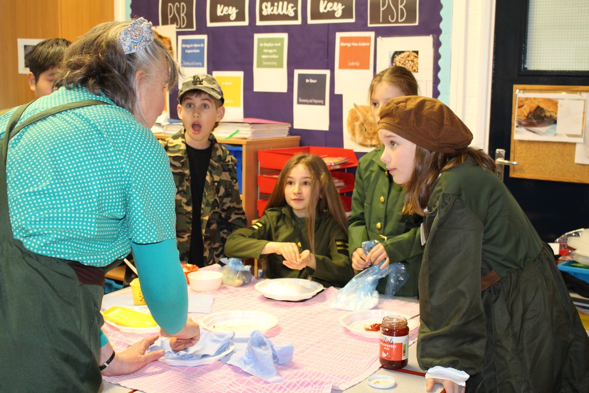 AshfordPrep's tweet photo. #FlashbackFriday to 1940s day. Our pupils had a great time dressing up and immersing themselves in a selection of 1940s themed activities.
#1940sday #ashfordschool #adventurouslearning #inspiringminds #optimisingpotential https://t.co/kQIAYyZKXR