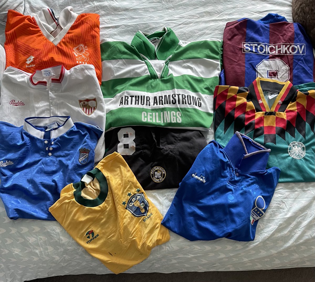 Ray Coyne (@ray_dublin) on Twitter photo Time to hand these on to the eldest… some classics in there. Cantona Auxerre, Suker Séville, Marco 🇳🇱, Socrates 🇧🇷 Baggio 🇮🇹, Stoichkov Barca, Lothar 🇩🇪 and central to it all <a href="/CastleknockCFC/">CastleknockCelticFC87</a> #8 🟢⚪️ Time to hand these on to the eldest… some classics in there. Cantona Auxerre, Suker Séville, Marco 🇳🇱, Socrates 🇧🇷 Baggio 🇮🇹, Stoichkov Barca, Lothar 🇩🇪 and central to it all <a href="/CastleknockCFC/">CastleknockCelticFC87</a> #8 🟢⚪️