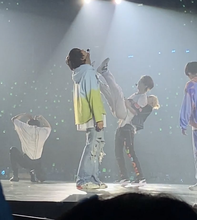 nyamdhh_'s tweet photo. มุมนี้เหมือนม้าคยกอินจุนเตะเสยคางแฮชาน55555555555555555555555555555555 https://t.co/NdSIg9m315