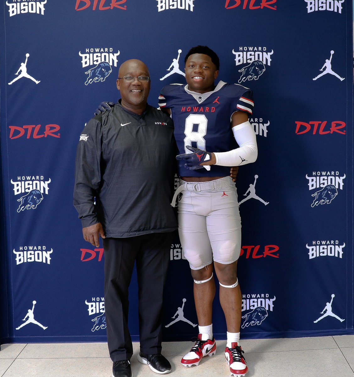 Daniel Ogordi (@danielogordi) on Twitter photo I had a great time at Howard University! Definitely felt like home, can't wait to be back! <a href="/Coach_Douglas_/">Troy Douglas</a> <a href="/CoachLScott70/">Larry Scott</a> @Ky3fOUR <a href="/HUBISONFOOTBALL/">HOWARD FOOTBALL</a> I had a great time at Howard University! Definitely felt like home, can't wait to be back! <a href="/Coach_Douglas_/">Troy Douglas</a> <a href="/CoachLScott70/">Larry Scott</a> @Ky3fOUR <a href="/HUBISONFOOTBALL/">HOWARD FOOTBALL</a>