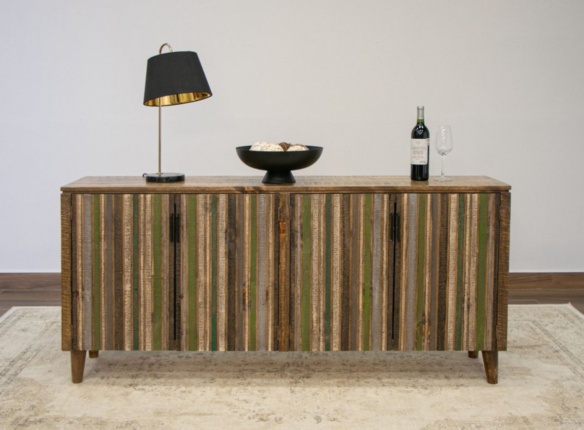 COHP4YOU's tweet image. All green everything. ☘️ Happy St. Patrick&apos;s Day from the Centers of High Point and our tenants!​

@libertyfurn | Manning 101, 201​
Rainbow Outdoor | 411 Manning​
International Furniture Direct | Centennial 004​
@tamariansocial | Russell 112

#designonhpmkt #stpatricksday #green