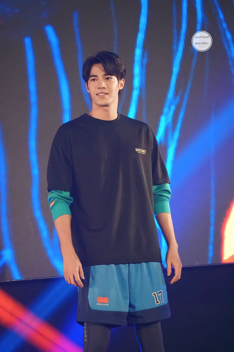 BT_OFFICIAL1's tweet photo. พี่บอสในงาน ACTIFF x Love Production House presents ACTIFF Fashion Fest 2023
#กีตาร์ของบอสตั้น
#BosstonSuphadach
#stmdthailand
#ACTIFFfashionFest2023
#ACTIFF https://t.co/Zon1G9rHt8