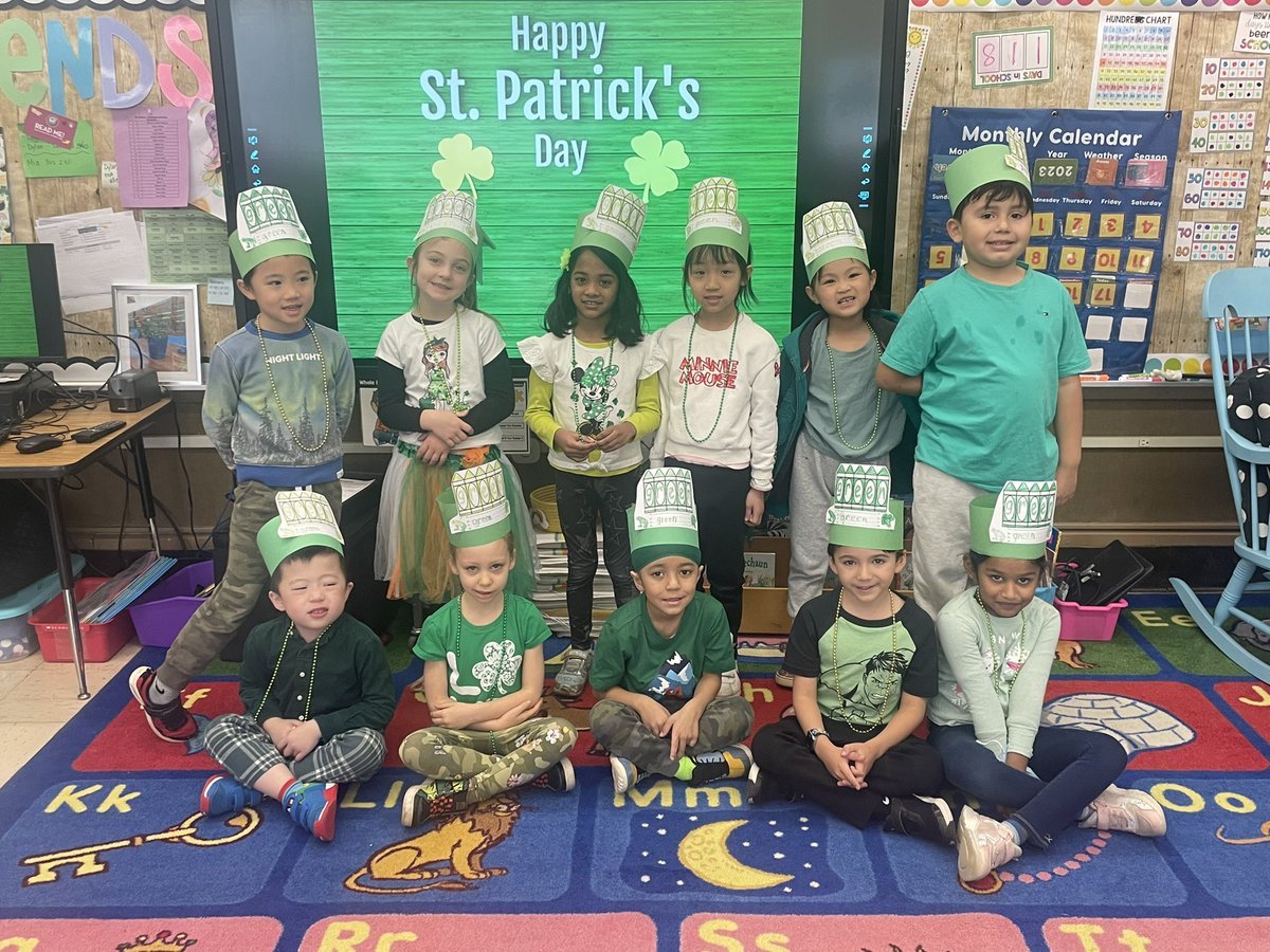 MsGuarasci's tweet photo. 🍀 Happy St. Patrick’s Day and Green Day from these kinderkids! 🍀 #proud2bnhpgcp @GCPelementary @NHPGCP https://t.co/McnwLMsuYf