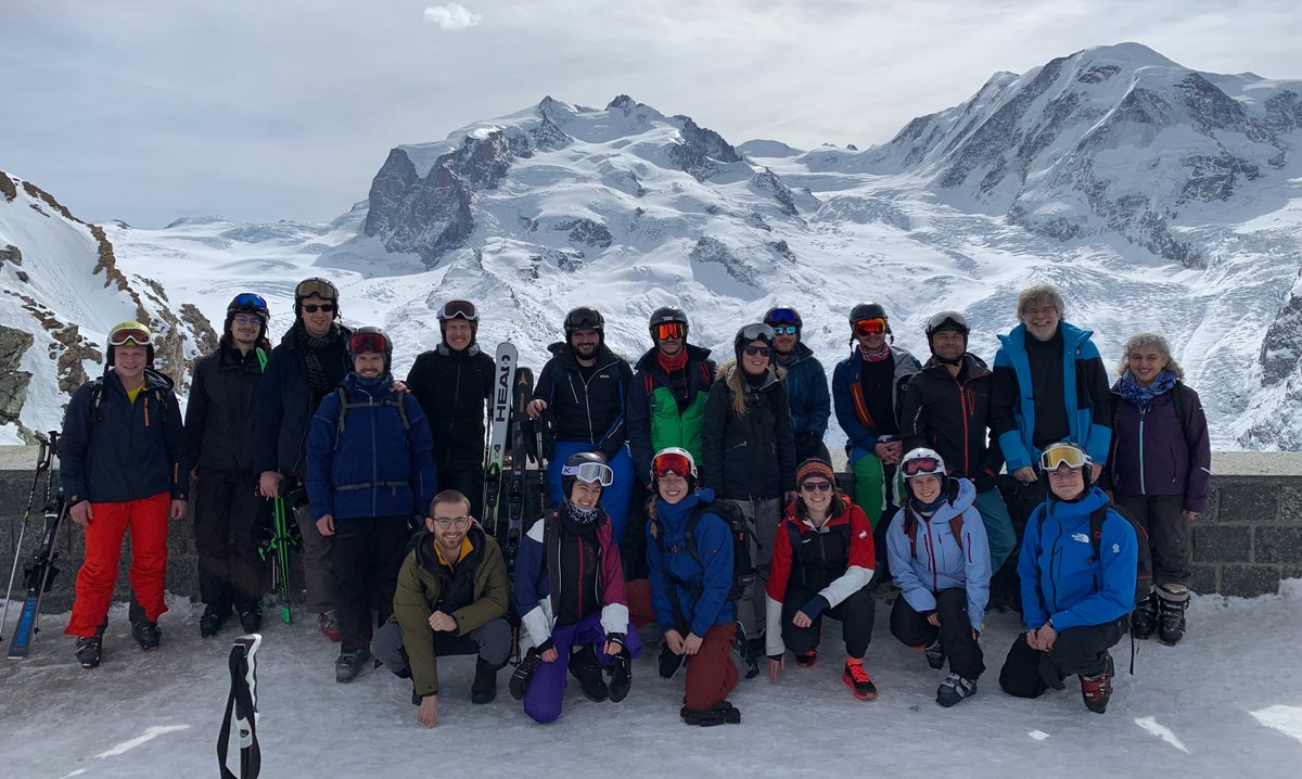 Sometimes to better understand the Nature you need to see it from the top: and we sure did it today with our traditional Ski Day, this time in #zermatt! 🏔️