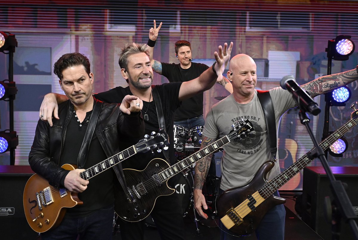 Nickelback tweet picture