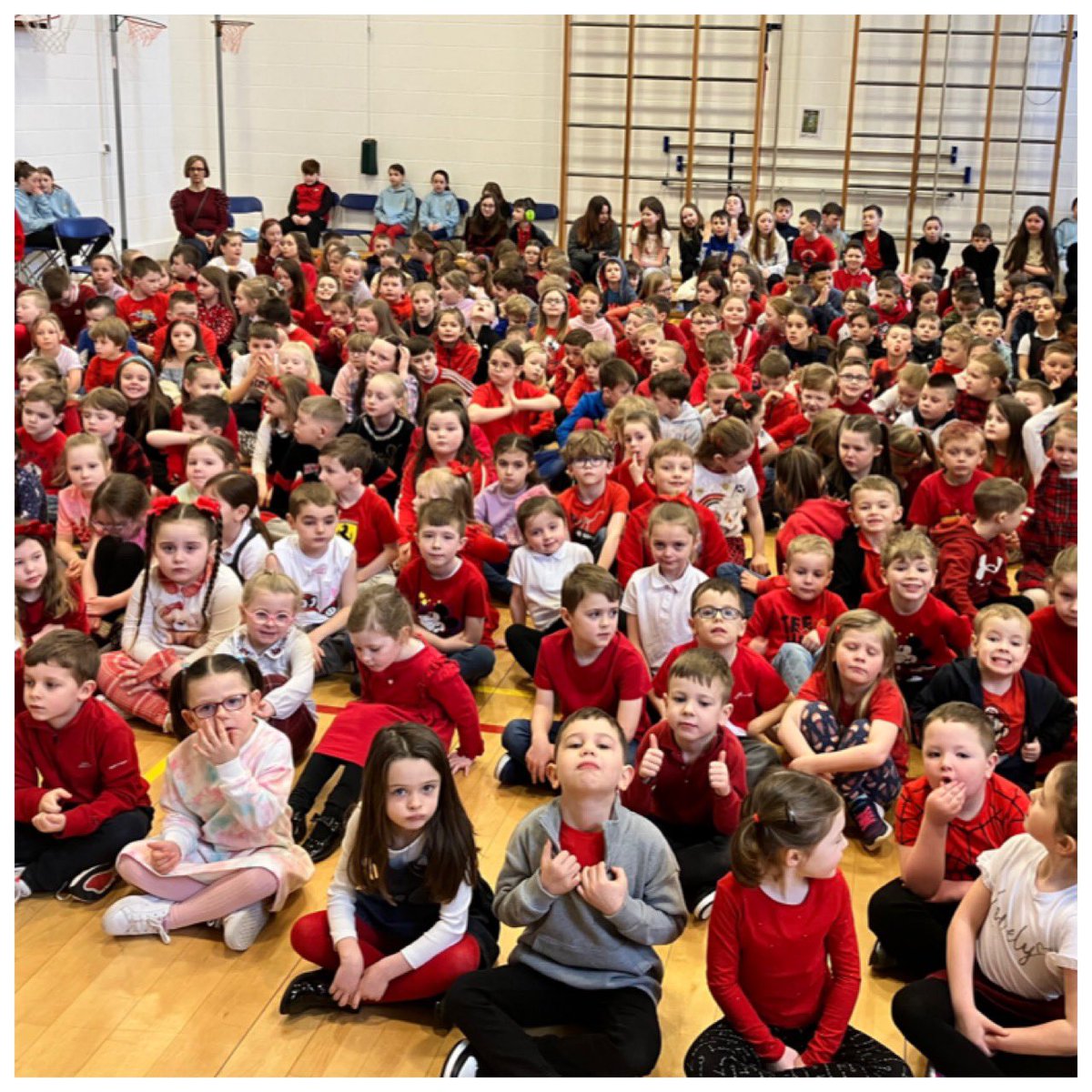 crawforddyke's tweet photo. Wow! You helped us smash our £250 target for comic relief. Thank you so much. Our pupils learned more at assembly about how your donations will help people in the UK and across the world! #kind #outstanding @comicrelief #superproudHT❤️ https://t.co/wScTqvTgRX