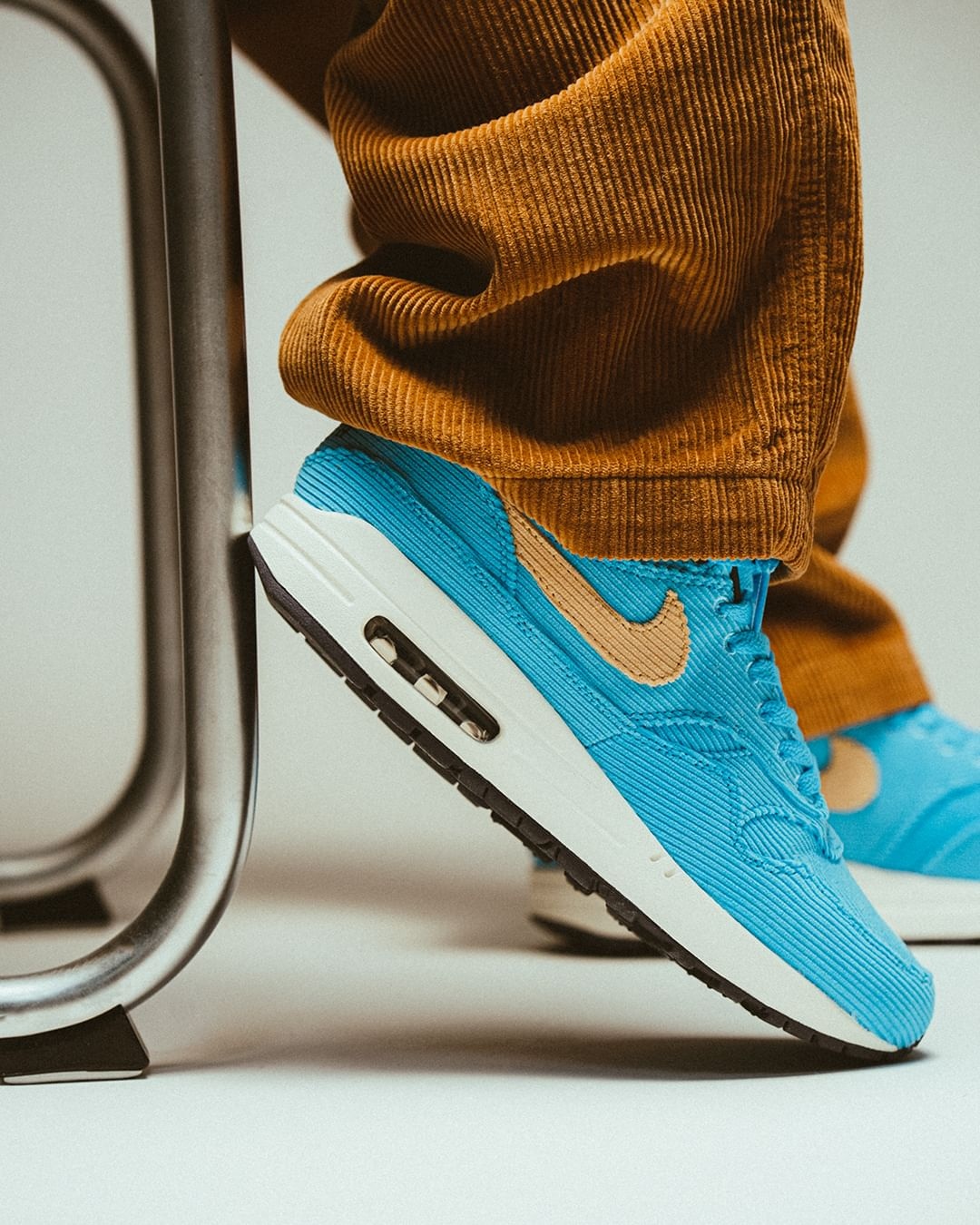 comfort Voorstad technisch JustFreshKicks on Twitter: "Nike Air Max 1 Corduroy 'Baltic Blue' 🐬  PR:https://t.co/i6PpELst9A SJS:https://t.co/lozf8edj9d  Fea:https://t.co/TCCKwlp9wS End:https://t.co/inmfzrc1Uz  https://t.co/N1KaWgIwlh" / Twitter