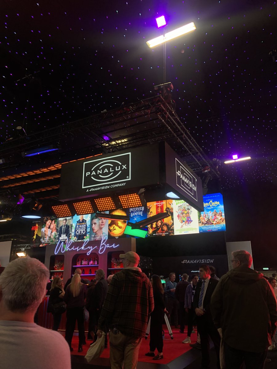 HelicopterFilmS's tweet photo. It was great to catch up with some old friends at the @BSC_EXPO last month. Bring on next year's show! #Cinematography #SFX #VFX #Aerial #AerialCinematography #AerialFilming #HelicopterFilms #HelicopterFilming #DroneFilming #Drones #Helicopter #VFX #Expo #BSC #London @BSCine https://t.co/FZRzAitOa0