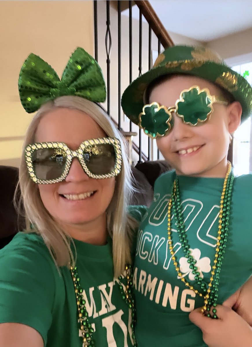 May your troubles be less and your blessings be more and nothing but happiness come through your door. 

☘️Happy St.Patrick's Day!!!☘️