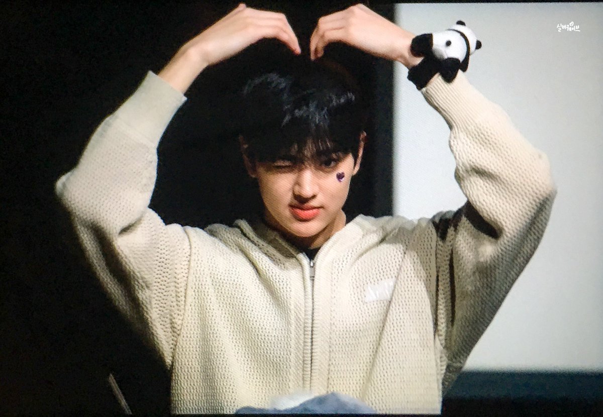 silverwave227's tweet photo. 230317 pre l

❣️❣️❣️❣️

#TEMPEST #템페스트 #은찬 #EUNCHAN #은혜롭고찬란한얼굴 @TPST_twt @TPST__official https://t.co/bxQrtxTvR5