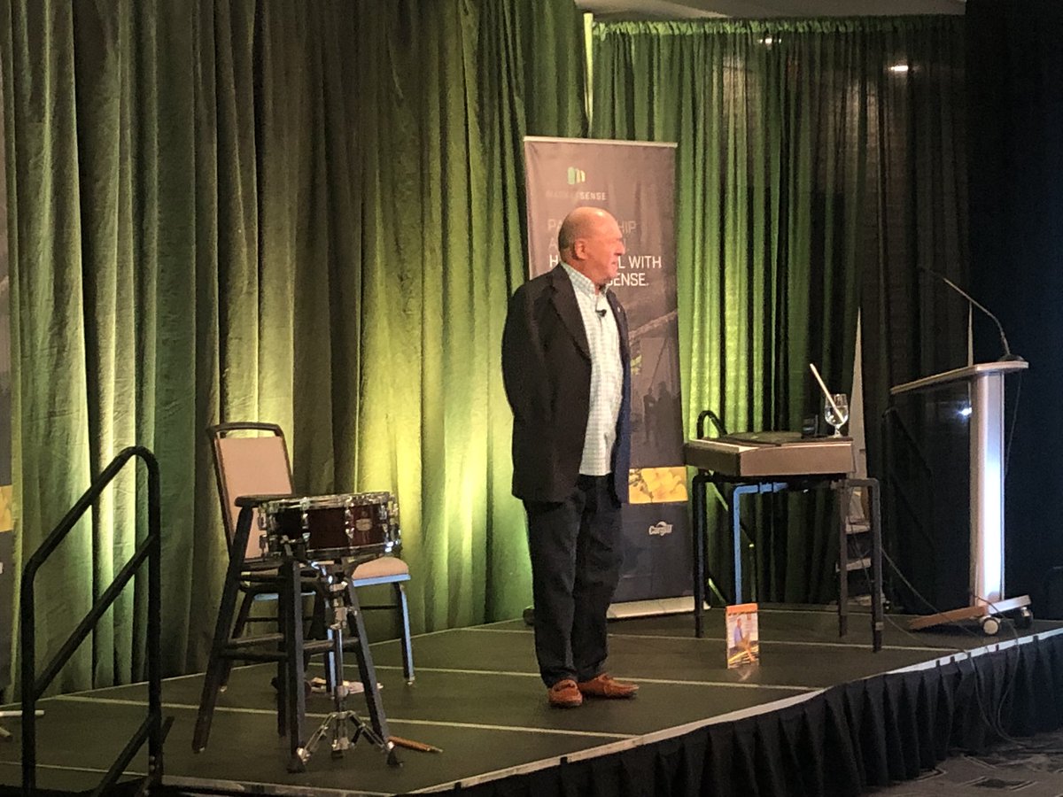 JodyStadnyk's tweet photo. And the last official stop: our #marketsense Think Tank! Great to see so many in attendance sharing market knowledge and insights and enjoying amazing speaker Alvin Law😀 https://t.co/x4kgsGYdEK