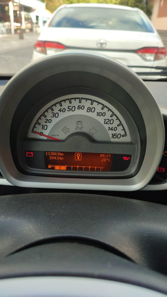 FeryluCv's tweet photo. @smart_worldwide buenos días. Mi auto no enciende y tiene esto 
Please help me, my car doesn’t start and it has this icon https://t.co/HnoGsXShWN