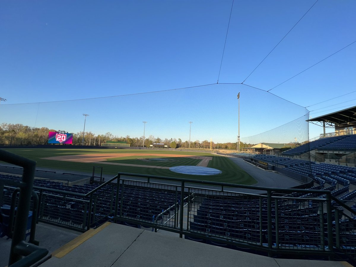 GavinBookerPxP's tweet photo. Blessed to announce that I have accepted a position with @TheRomeBraves, High-A affiliate of the @Braves, and will serve as their media relations intern for the upcoming season. Let’s get to work!#RaisedInRome https://t.co/CiPE9hgjnX