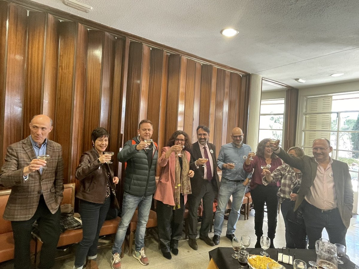 DespiertaComplu's tweet photo. Gracias, gracias y gracias.
Este viaje no ha hecho más que comenzar 😉
#MatildeCarlónRectora #DespiertaComplutense https://t.co/9sAKngAtMv