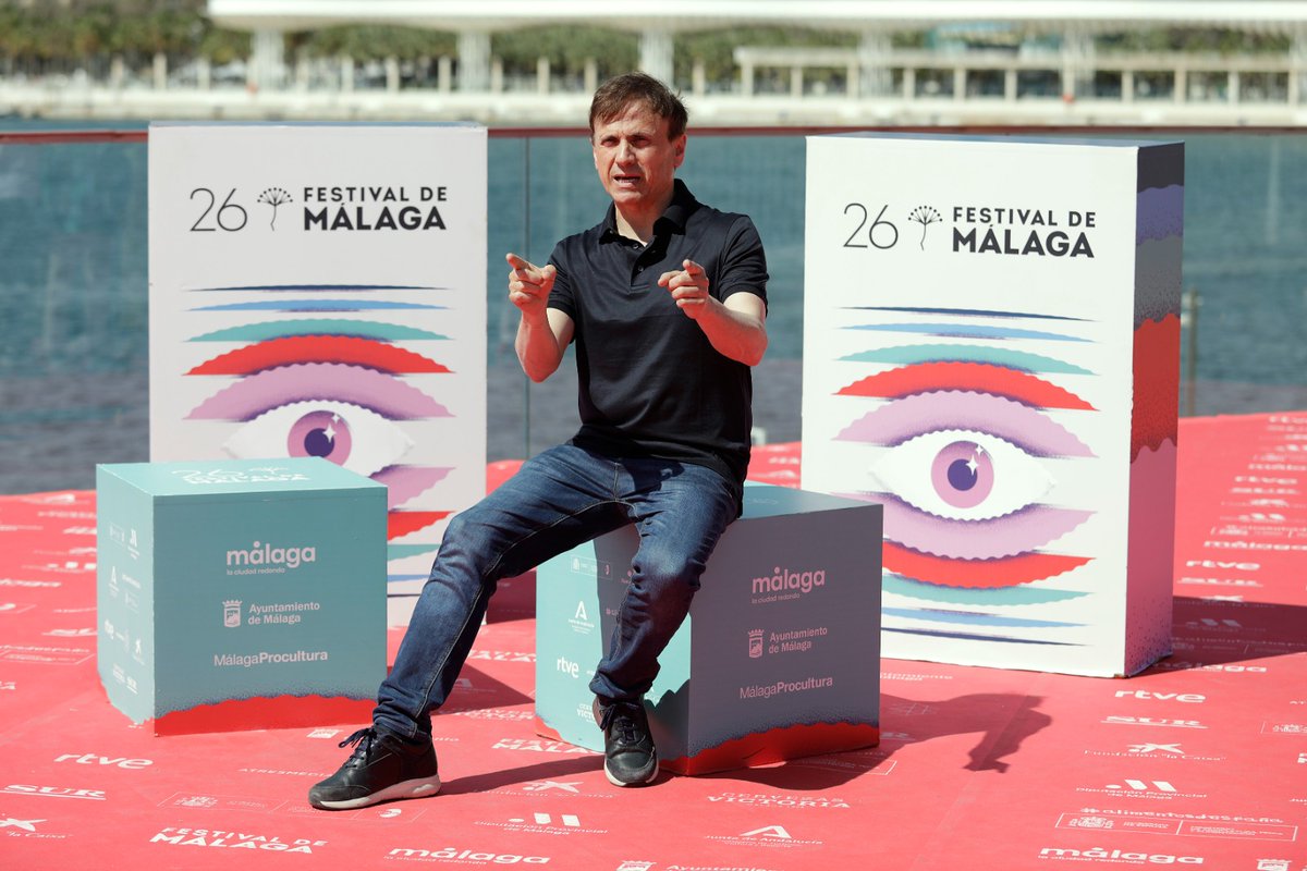 SURDirecto's tweet photo. #26FestivalMálaga 🎬👁️@hoteldeloslios llega al @festivalmalaga, una comedia de @McGarren1 con @PazPadilla, @JoseMotatv, Antonio Resines y un importante reparto de traviesos debutantes. (📷 @miguefernandez_) https://t.co/PiBWsG56jv https://t.co/BBbOIQIWlC