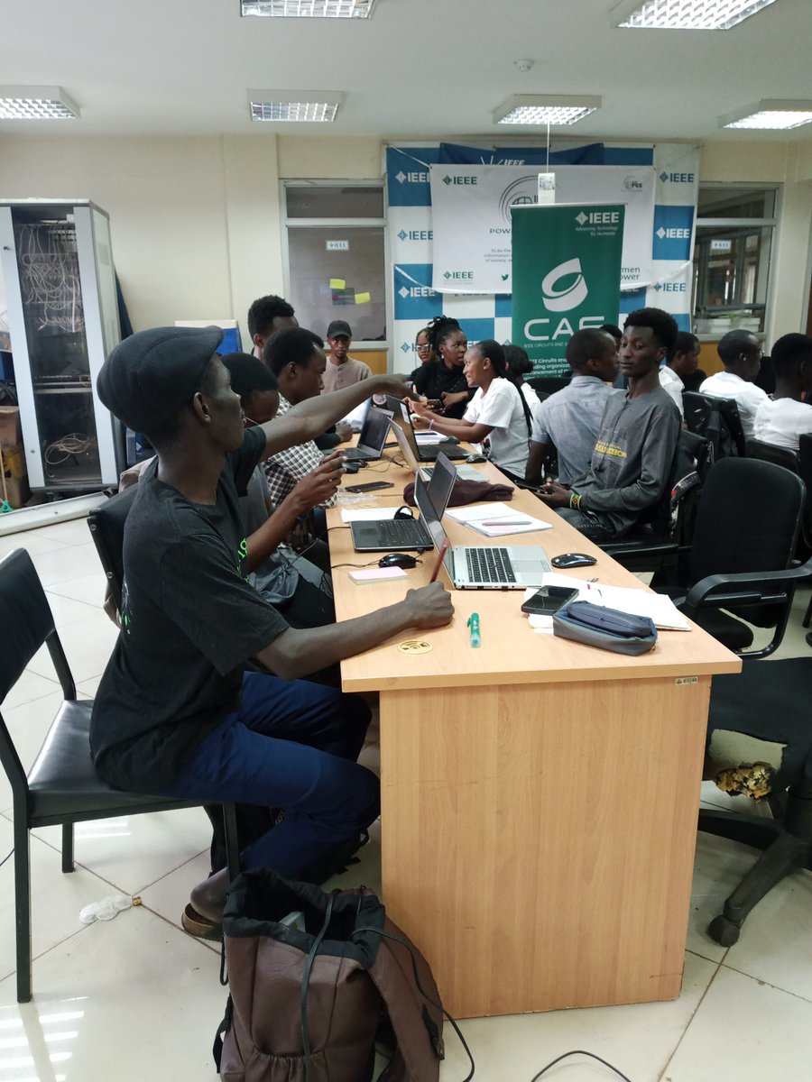 Digital prototyping and circuit simulation IEEE CASS workshop #embedded <a href="/KusbIeee/">IEEE kenyatta University</a> @muthomi_waweru <a href="/casskenya/">Circuits and Systems Society Kenya</a> @Trevor_JKO <a href="/KagunyiKagwe/">Kagwe Kagunyi</a>