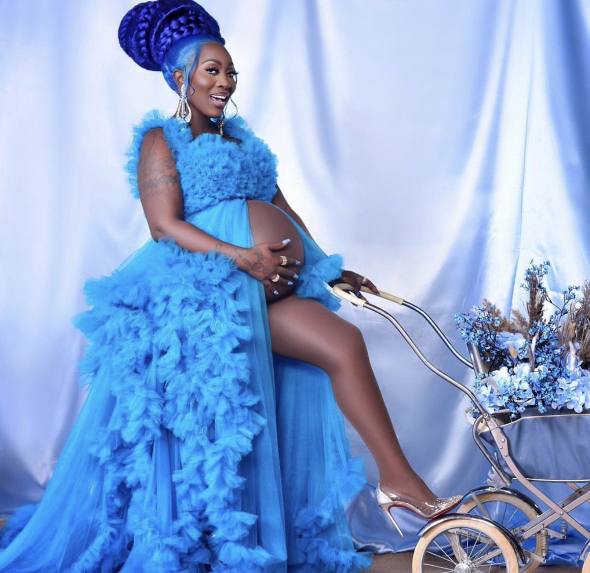 sesanadeniji's tweet photo. Spice Releases New Song "God A Bless Me"
@spiceofficial #godablessme @Mystreetzmag
https://t.co/M0HUUWdpE8 https://t.co/57qAOOYvLp