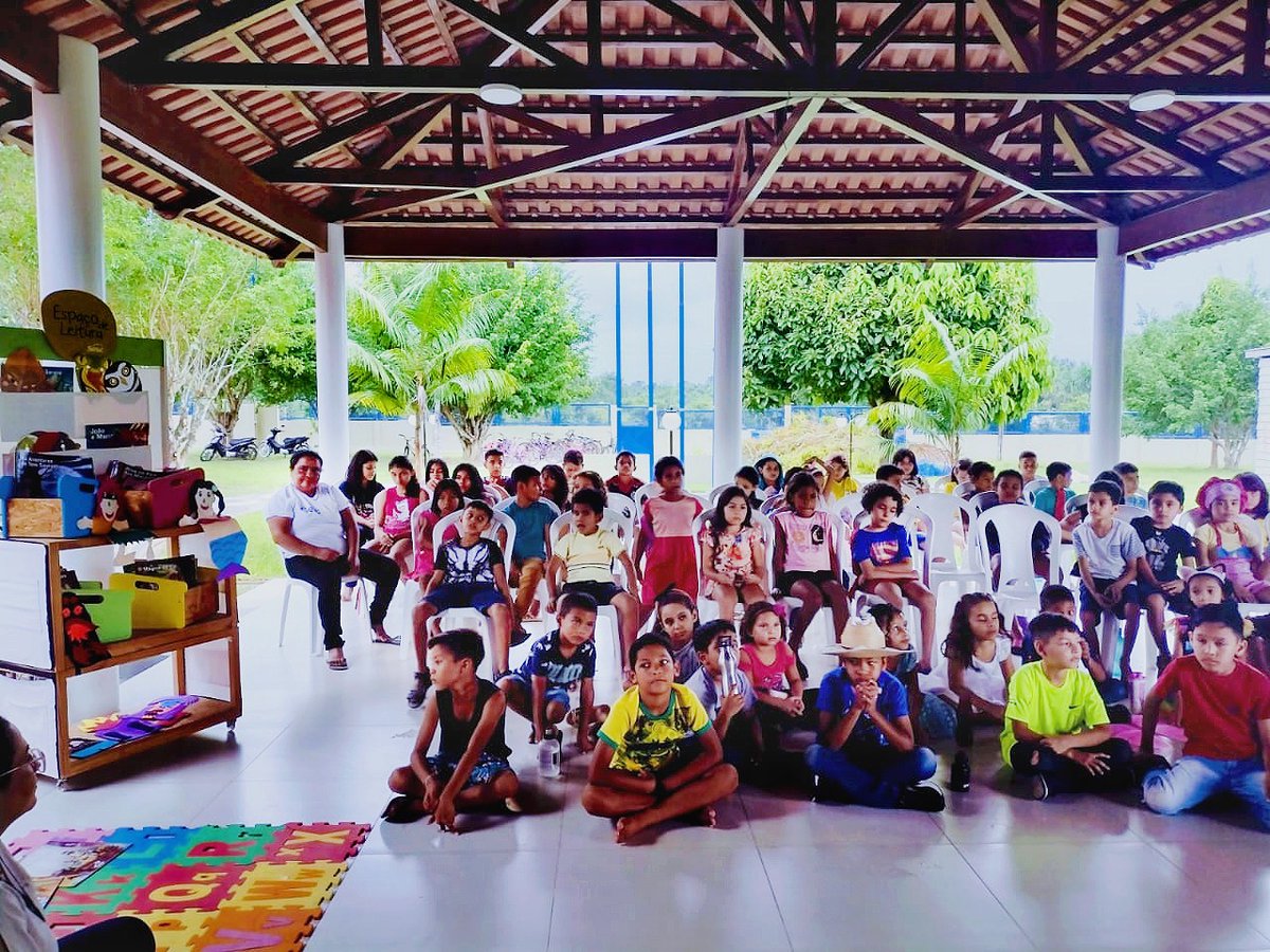 Sesc Ler realiza projeto Escola Solta em unidade do interior
O Sesc Ler realizou nesta quinta-feira, 16,  a abertura do projeto: Escola Solta, com alunos das turmas do Criar Sesc na unidade do município de Feijó.