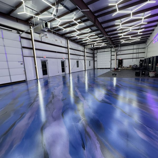 elitecrete's tweet image. Check out this custom designed fluid-applied, protective floor coating... Thoughts?

See more "Commercial" flooring projects at: elitecrete.com/retail-and-com…

#interiordesignideas #architectstudent #resinousflooring #flooringcontractor #flooringdesign #elitecrete