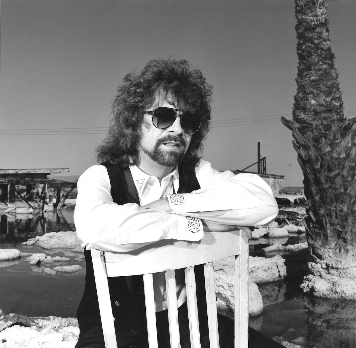 JeffLynnesELO's tweet photo. Flashback 1990. 🛸 https://t.co/VBbXruVHZx