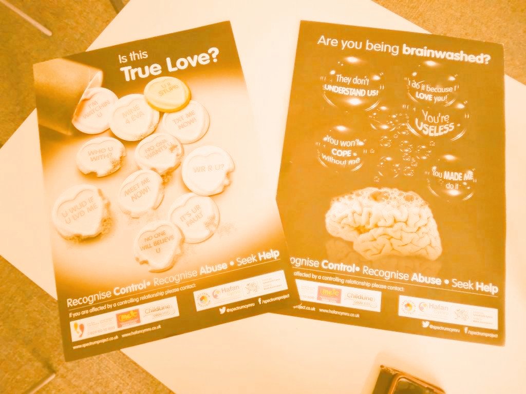 spectrumcymru's tweet photo. @CwmtaweSchool 
Thank you to #Year8H and #Year8S for your excellent listening and contribution in today's Spectrum session on #Family. You worked cooperatively in your groups and there was very mature discussion around a sensitive topic. Well done!💫TA. #DomesticAbuse #Childline https://t.co/9rI1AHIRjs