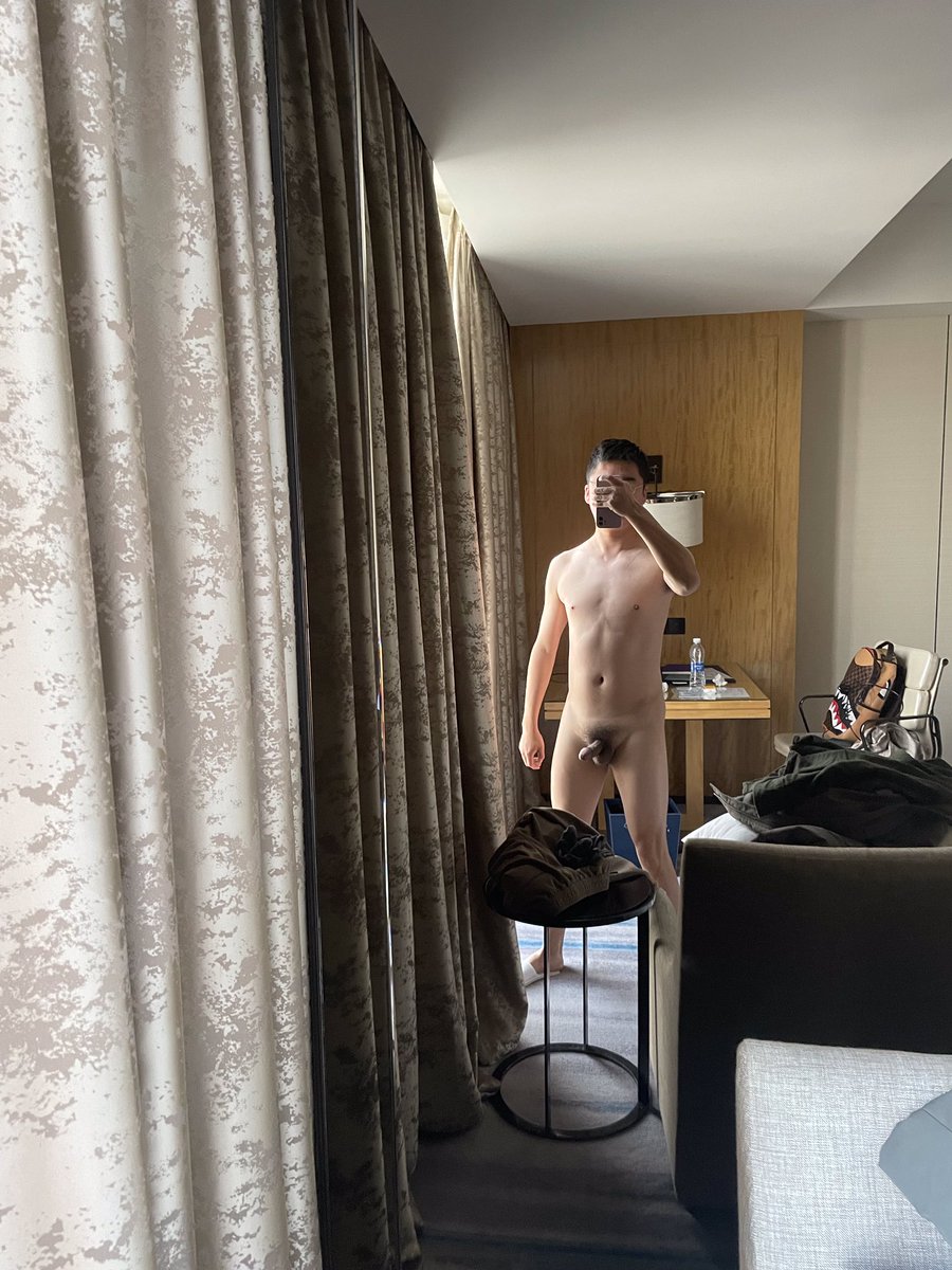 expulsolikebear's tweet photo. 最近出差有点多 https://t.co/5h8i8HdekB