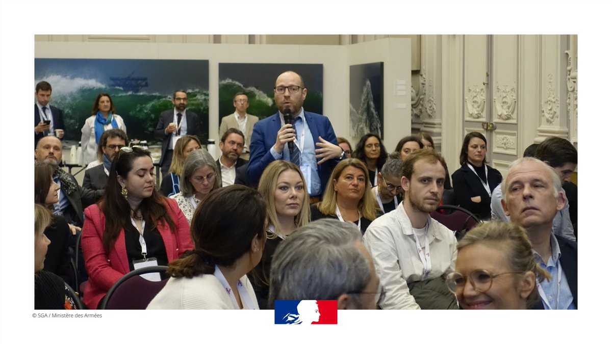 SGArmees's tweet photo. Journée de rencontre fournisseurs à la @CCI_75, co-organisée par la SDPAMG, la délégation à l'accompagnement régional, et @CCI_Paris_IdF. 🎯 : améliorer la compétitivité, élargir le panel des opérateurs économiques et favoriser l'achat responsable.#SGArmées #AchatResponsable https://t.co/4WcuAh8TWw