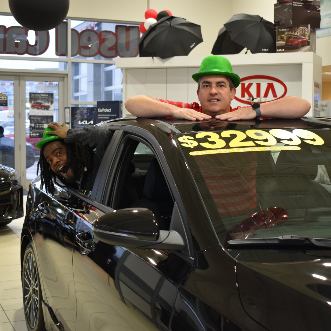 🍀HAPPY ST. PATRICK'S DAY❕🍀
Leprechaun hats on! Swipe to check out our photos💚
#stpatricksday #leprechaunhats #luckyday #hatson #stpatricksdayphotos