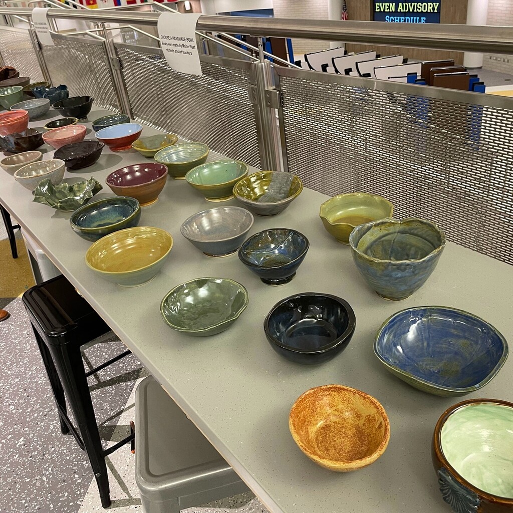 Thanks to everyone who came out to BOWLS FOR CHANGE...both volunteers and participants! We sold 57 bowls and raise $727.00 for Wings and the Malala Fund! Way to go West! #207Now #womenshistorymonth #charity #bowlsforchange @mainewestart @lloyd_mwphoto @l… instagr.am/p/Cp5M3lBLTRI/