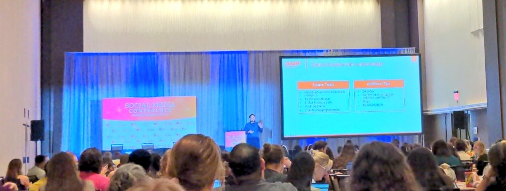 hillarykwiatek's tweet photo. Hearing from Andre Hidalgo from @AARPNY about social measurement. It's always so important (and fun) to drive your social strategy with solid data! #RaganDisney https://t.co/5fTctjXbIT
