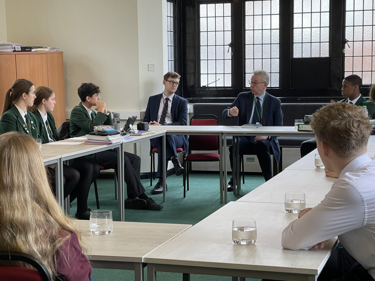 Fascinating discussions between Michael Gove MP and the student leadership team on a wide range of topics today. Thank you <a href="/michaelgove/">Michael Gove</a> for your time and for giving the students the opportunity to hear your views on issues that matter to them. <a href="/GordonsSch_PSHE/">Gordon's School PSHE&C</a> <a href="/Gordons6thform/">Gordon's Sixth Form</a>