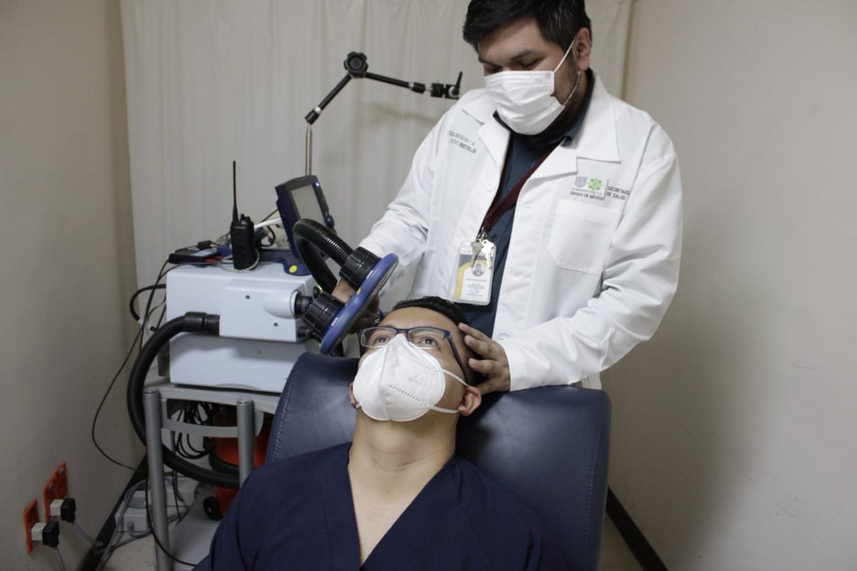 SSaludCdMx's tweet photo. 🌜#DíaMundialDelSueño 😴

¿Sabías que las consultas más solicitadas en la 🏥 Unidad de Trastornos del Movimiento y Sueño del Hospital General Ajusco Medio son problemas de insomnio, apnea obstructiva y trastornos del movimiento como el Parkinson?

➡️https://t.co/CkQ750mvFl https://t.co/cu7n4bKAB8