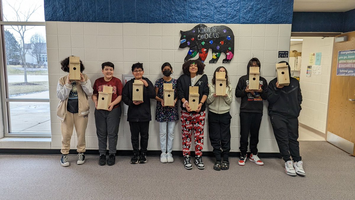 Proud of these 7th graders for taking informed action while studying human progress in our EL social studies class. 8 bluebird houses built with their own two hands! <a href="/GrangerIPSD204/">GrangerMiddleSchool</a> <a href="/GrangerPTA/">Granger Middle School PTA</a> thank you for the grant for the materials!