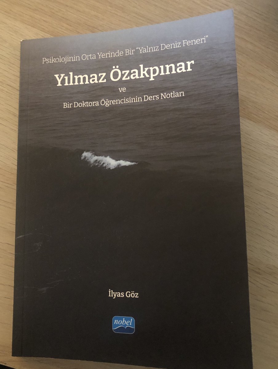 İlyas Göz. Bir çoğunuz bu ismi bilmiyor olabilirsiniz. Lisansta öğrendiğim en önemli bilgileri ve “zihinsel disiplini” bana öğreten isimdir. Normalde yazdığım şeylerin retweet edilmesi ricasında bulunmam, ama bu yazdığım floodu sonuna kadar okuyup retweet etmenizi rica ediyorum.
