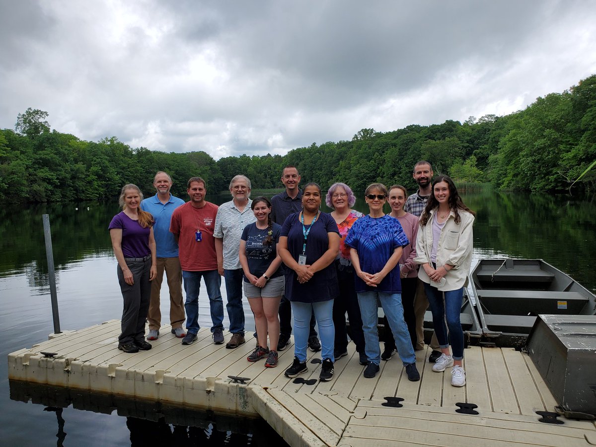 NYCmicrobes's tweet photo. Still time to register (deadline extended!) for this awesome algae identification course @LouisCalderCtr taught by John Wehr. Check out very cool sites and meet some great people (last year @WiseAlgae, @aquatic_abby, @DrAlgaeGirl, @MiaWrey), plus you get to hang out with me. 🔬😝 https://t.co/pBE3Uo5k9f