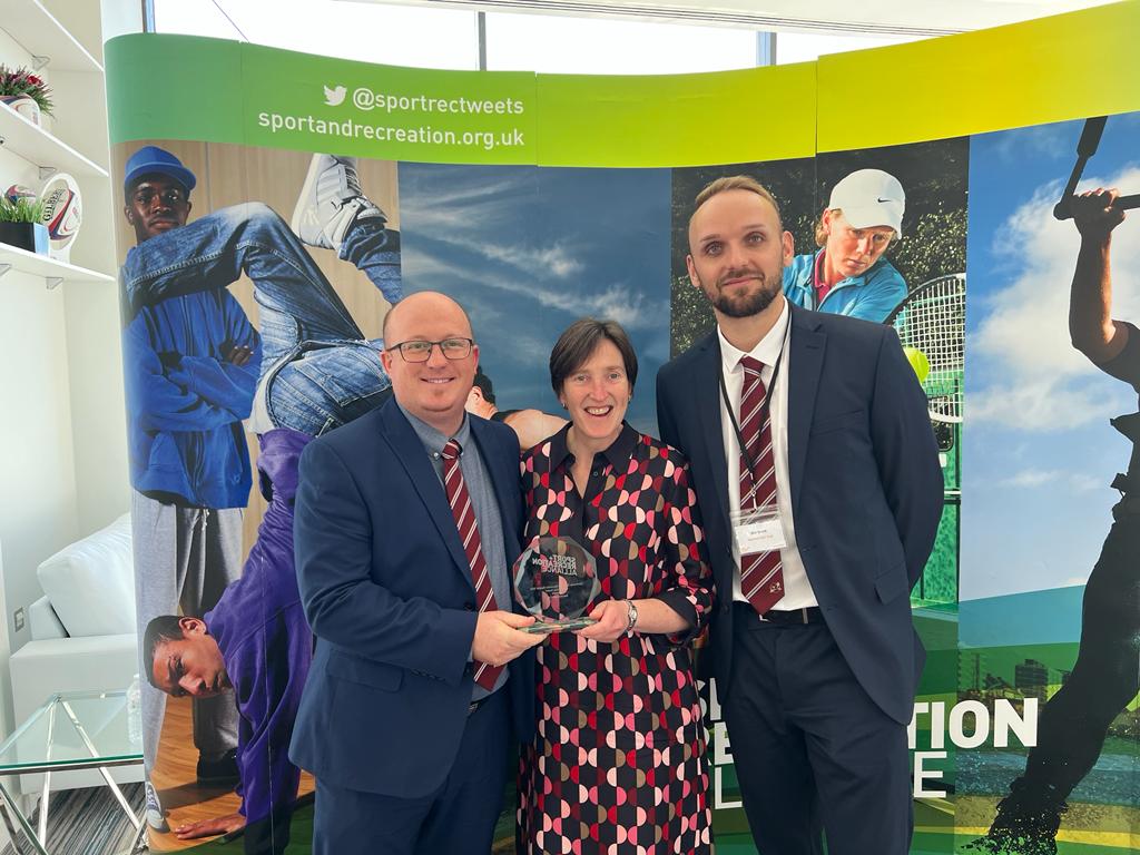 🏆 Your 2023 <a href="/sportrectweets/">Sport & Recreation Alliance</a> Going Green Award winners...<a href="/SauntonGolfClub/">Saunton Golf Club</a>! 👏

The Devonshire club paved the way to reduce carbon emissions and increase bee populations. 🐝

🇺🇦 #EGStandswithUkraine 🇺🇦