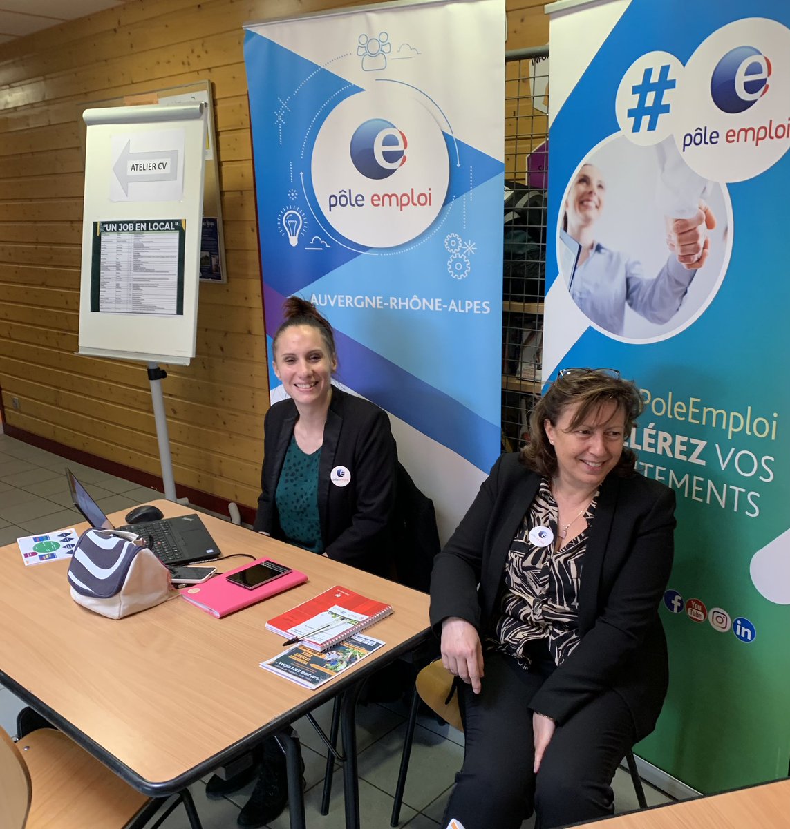 DuchampMichel1's tweet photo. ✅#AvecPoleEmploi Romans et ses partenaires 
👉On vous attend au 1er forum de recrutement  "UN JOB EN LOCAL" ce vendredi 17/03 MJC St Donat/l'Herbasse des 15h à 21H Une belle opportunité pour recnontrer les employeurs en direct &amp; trouver votre futur emploi👍
#OnEstLàPourVous https://t.co/e9IZtXMju6