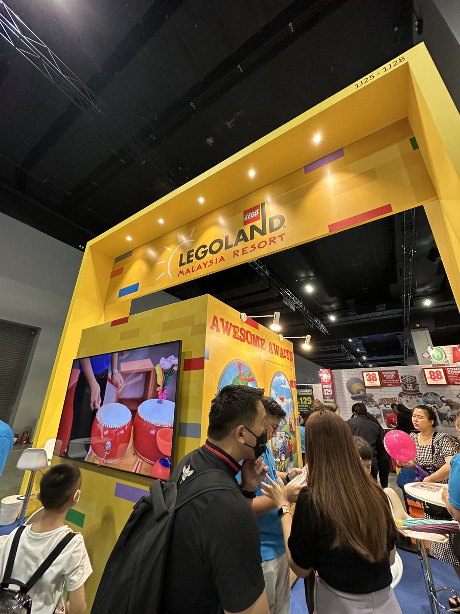 khalillahwangi's tweet image. Dapat lahh rembat package cruise and Legoland yayy #MattaFair2023 

Kalau nk dtg sini terus park Sunway Putra Mall, naik shuttle free direct dia hntr ke pintu masuk MITEC. Jgn la sesekali redah ke pintu masuk MITEC. Menangis stuck situ.